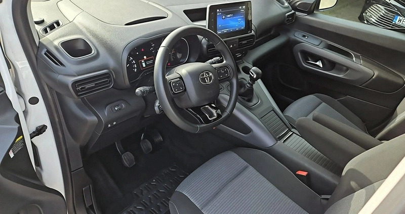Toyota Proace City Verso cena 99900 przebieg: 38343, rok produkcji 2021 z Błonie małe 326